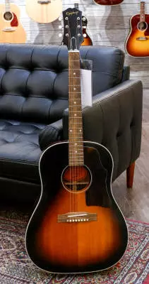 Epiphone - Inspired by Gibson J-45 - Aged Vintage Sunburst 2